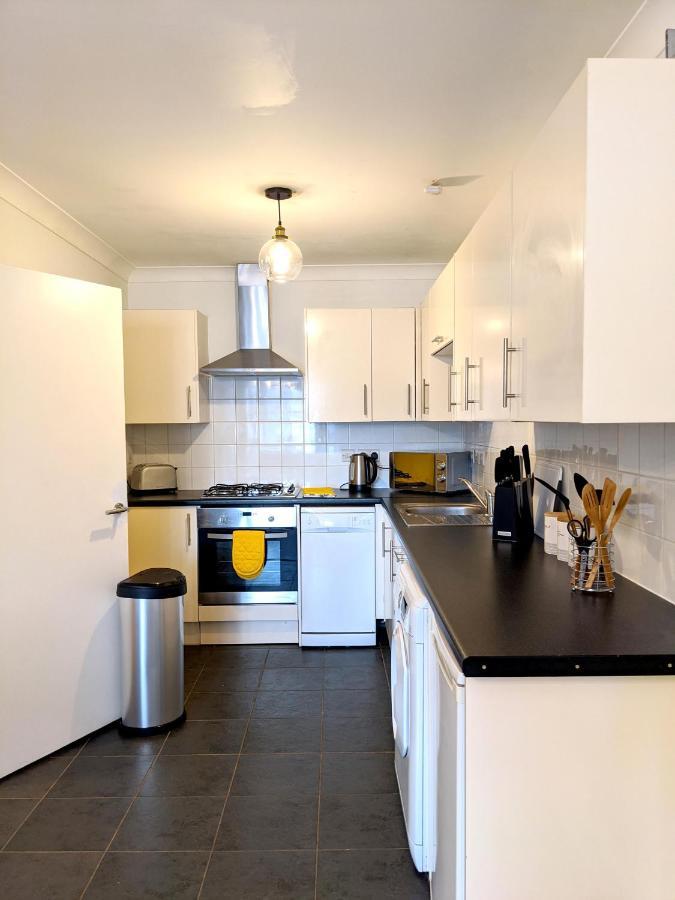 Koala & Tree - Renovated 2 Bed Apartment In City Centre - Short Lets & Serviced Accommodation Cambridge Exterior photo